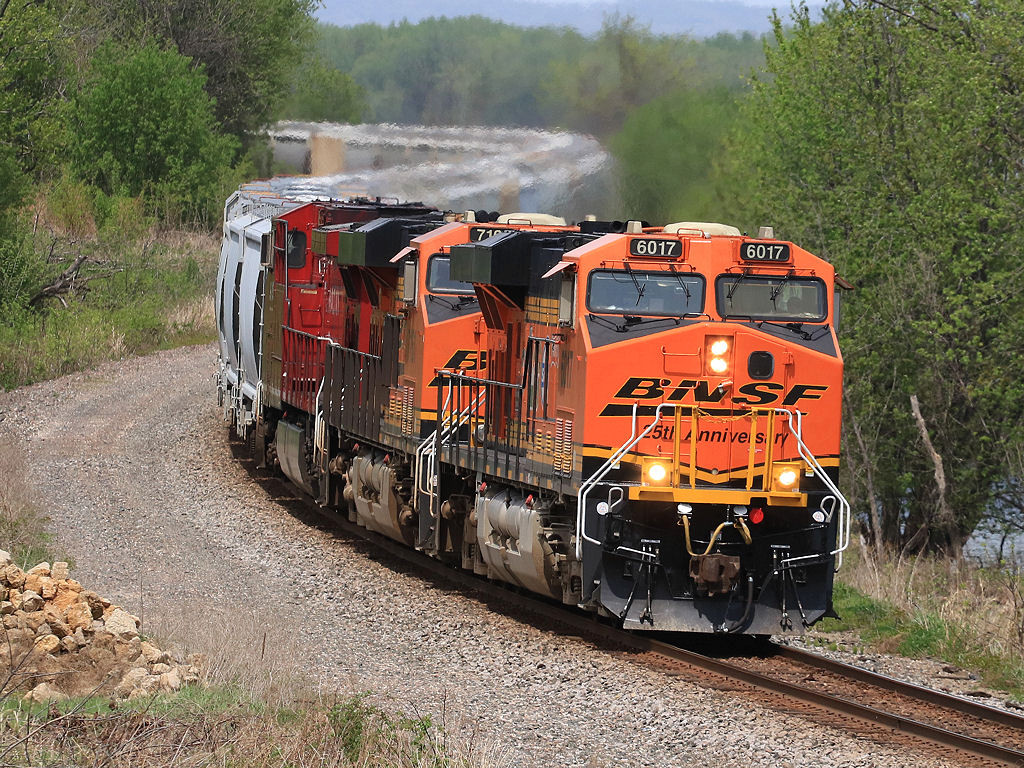 BNSF 6017